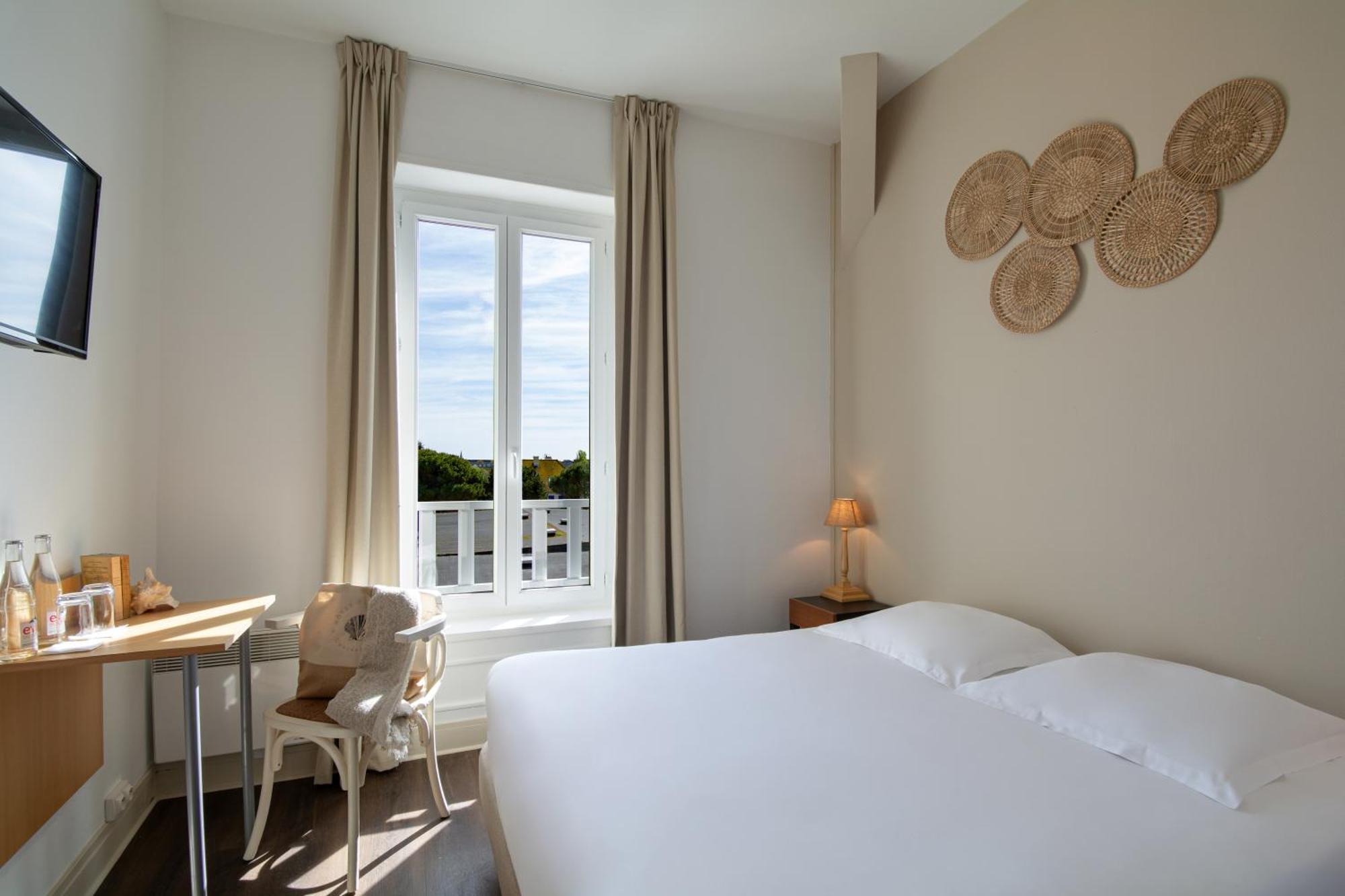 De La Hotel Courseulles-sur-Mer